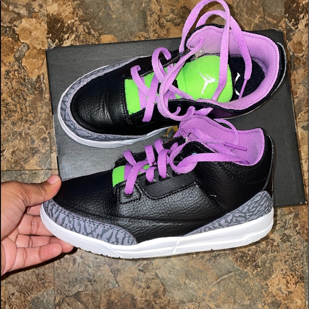Jordan 3s